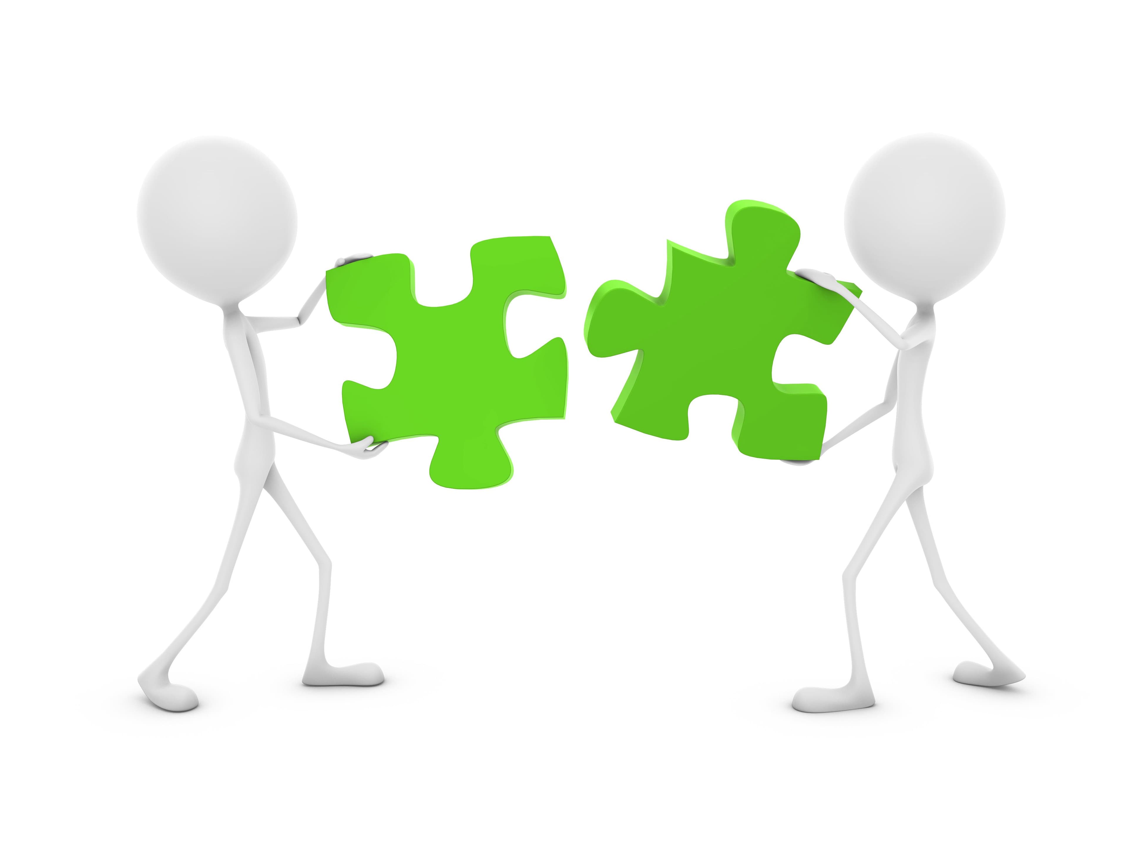 Zwei weiße Strichmännchen halten jeweils ein grünes Puzzlestück und fügen diese zusammen