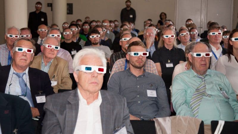 Publikum sieht dreidimensional