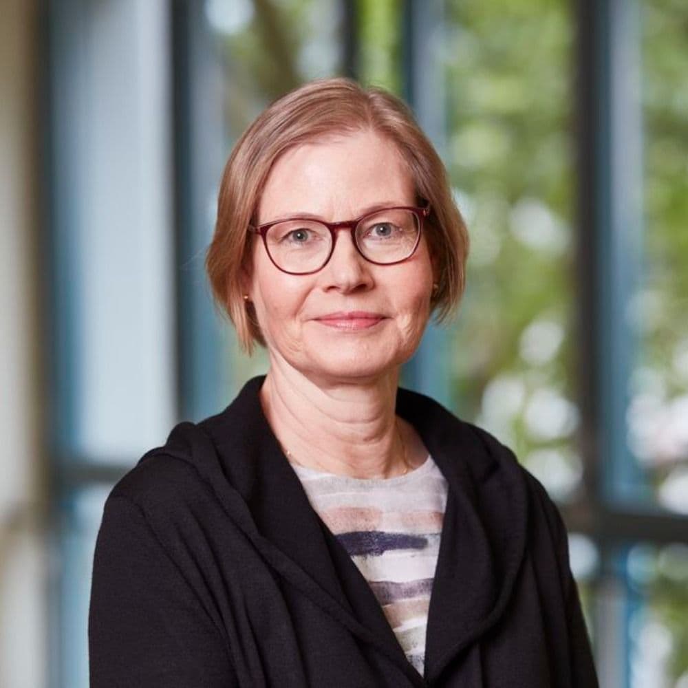 Karin J. Schmitz