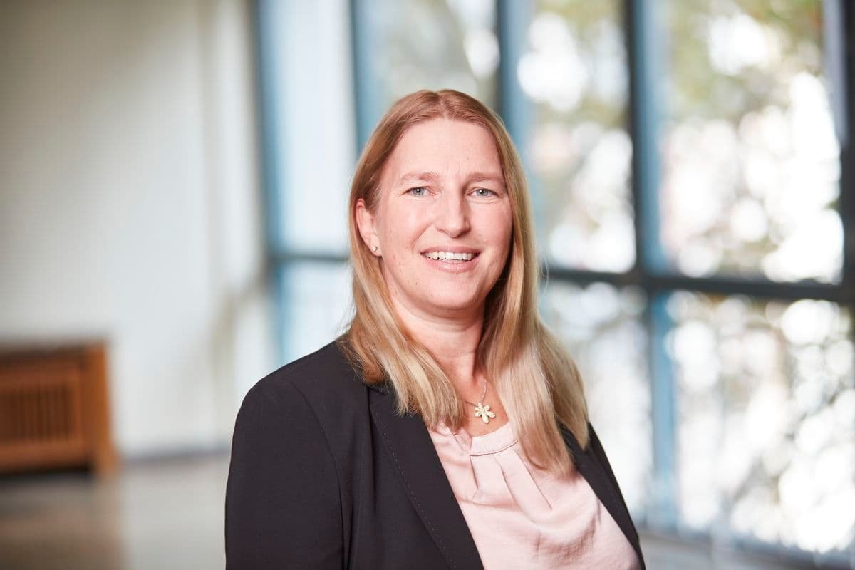 Annette Schmitt, Fortbildungsorganisation