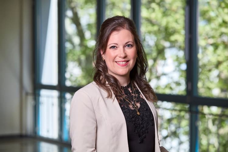 Dr. Katharina Käfer